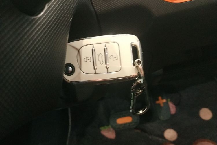 五菱汽车 宏光MINIEV 2022款 轻松款 三元锂中控内饰11