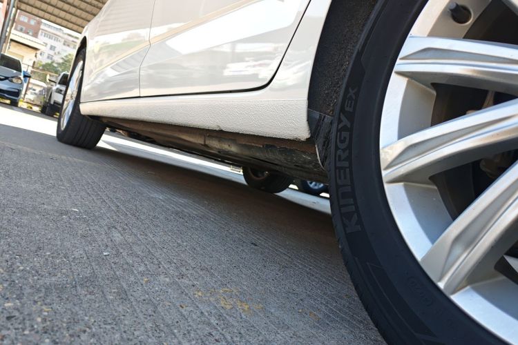 大众 2021款 途安L 280TSI DSG舒适版 7座局部细节9002