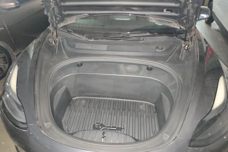 特斯拉 Model 3 2021款 标准续航后驱升级版局部细节24