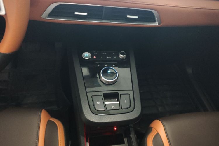 比亚迪e2 2021款 豪华型中控内饰18