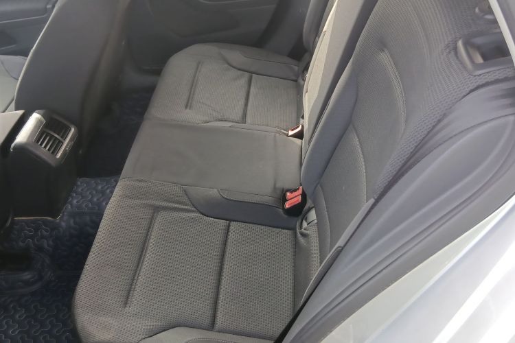 大众 高尔夫 2015款 1.6L 自动舒适型中控内饰7004