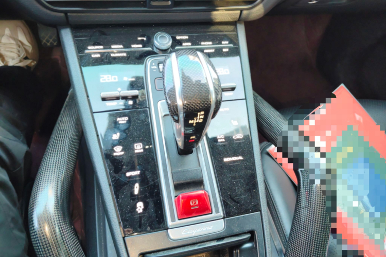 保时捷 2018款 Cayenne 3.0T中控内饰18