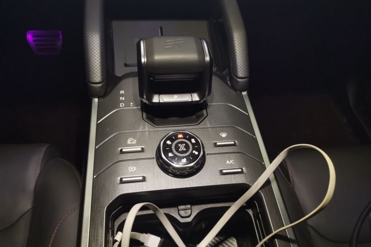 捷途旅行者 2023款 2.0T 四驱穿越PRO+局部细节18