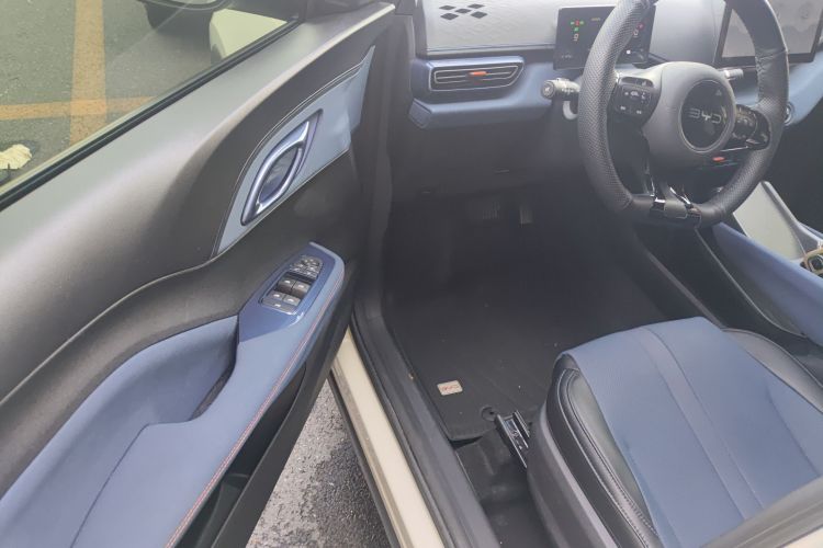 比亚迪 海鸥 2025款 305km 活力版中控内饰7003