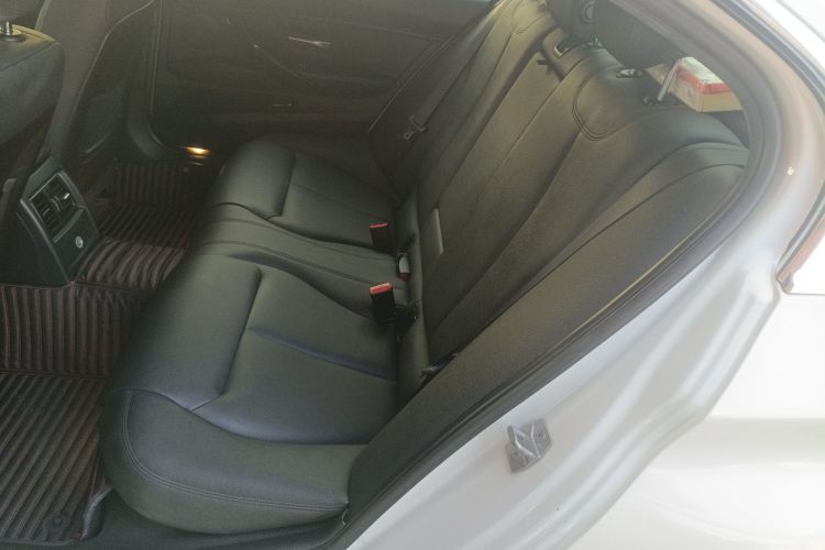 宝马3系 2017款 320Li 时尚型中控内饰21