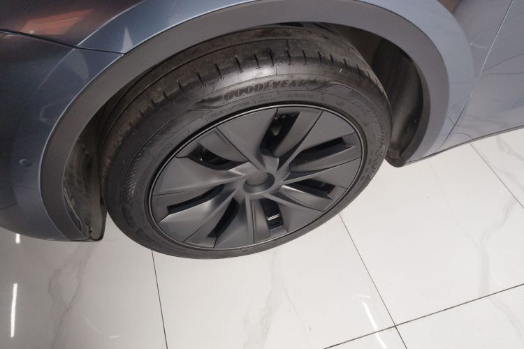 特斯拉 Model Y 2023款 后轮驱动版车身外观6002