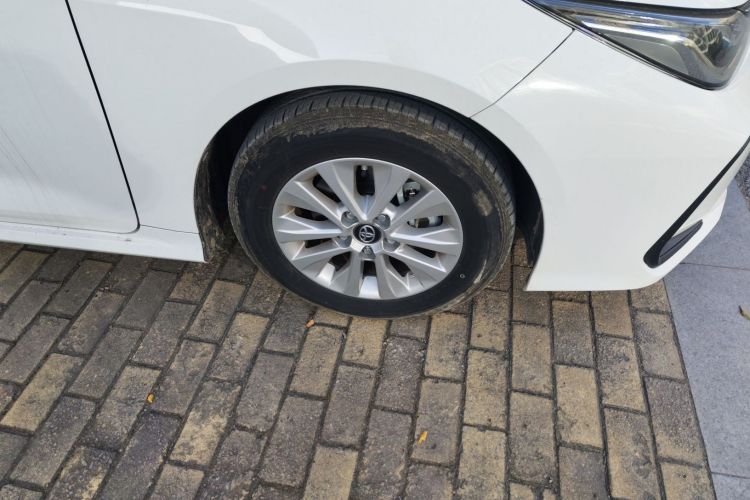 丰田 卡罗拉 2021款 TNGA 1.5L CVT精英版车身外观10