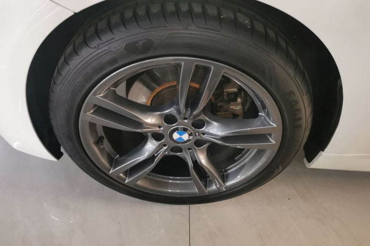 宝马3系 2019款 320i M运动套装车身外观6002