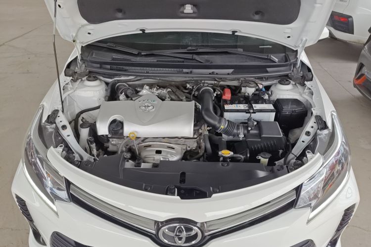 丰田 威驰 2022款 1.5L 20周年纪念版机舱底盘24