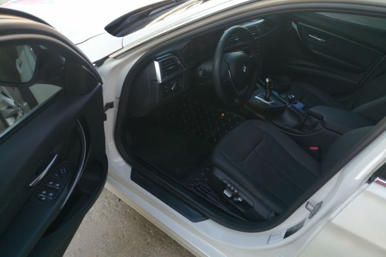 宝马3系 2017款 318Li 时尚型中控内饰20