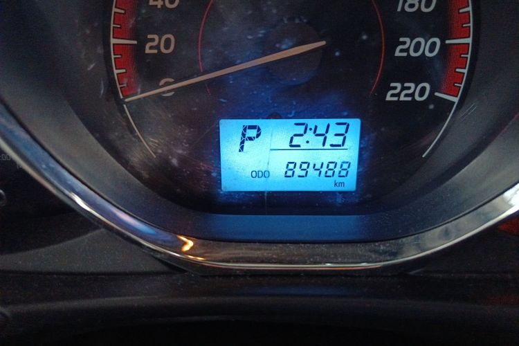 丰田 威驰FS 2021款 1.5L CVT锋驰版中控内饰15