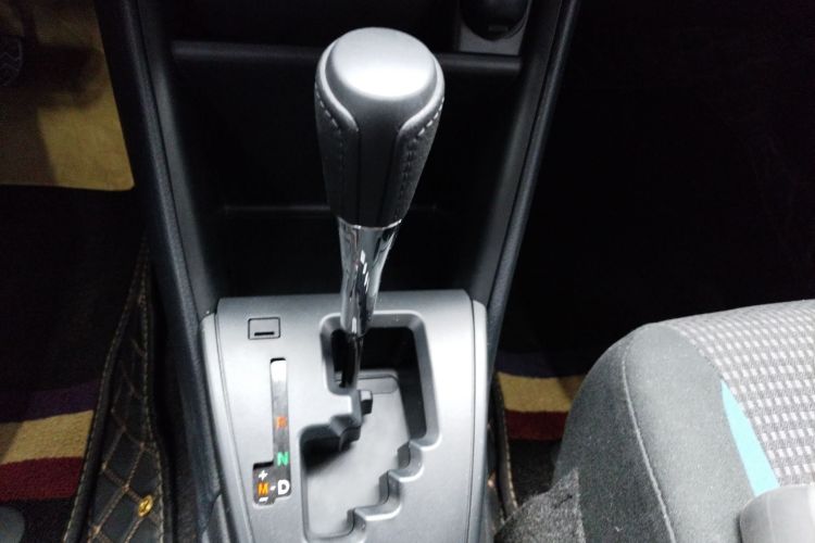 丰田 威驰 2021款 1.5L CVT创行版中控内饰18