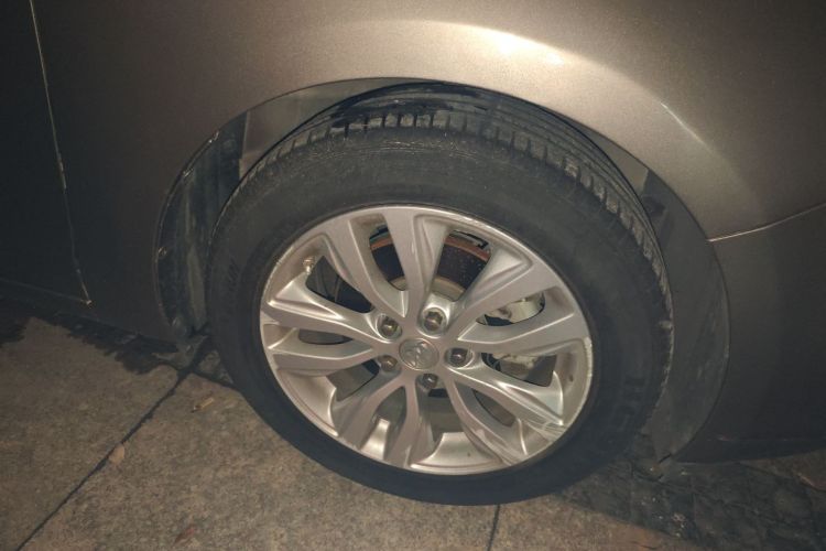 别克 英朗 2021款 改款 典范 1.5L 自动精英型车身外观6007