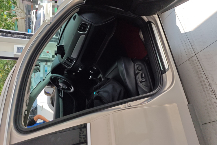 奥迪Q3 2015款 35 TFSI 进取型局部细节9005