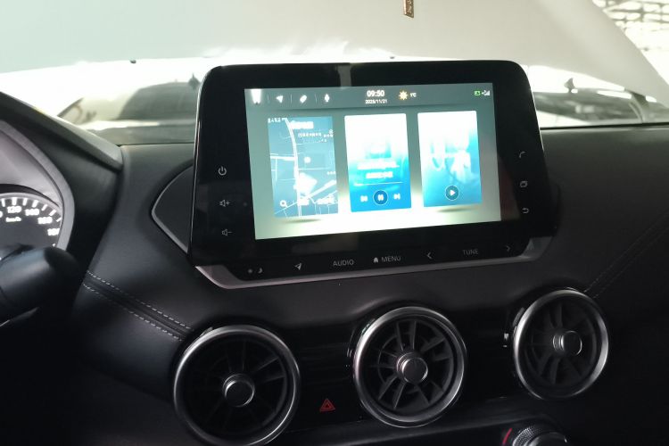 日产 轩逸 2022款 1.6L XL CVT悦享版中控内饰16