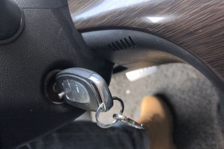 北汽幻速S6 2017款 1.5T CVT畅享型中控内饰11