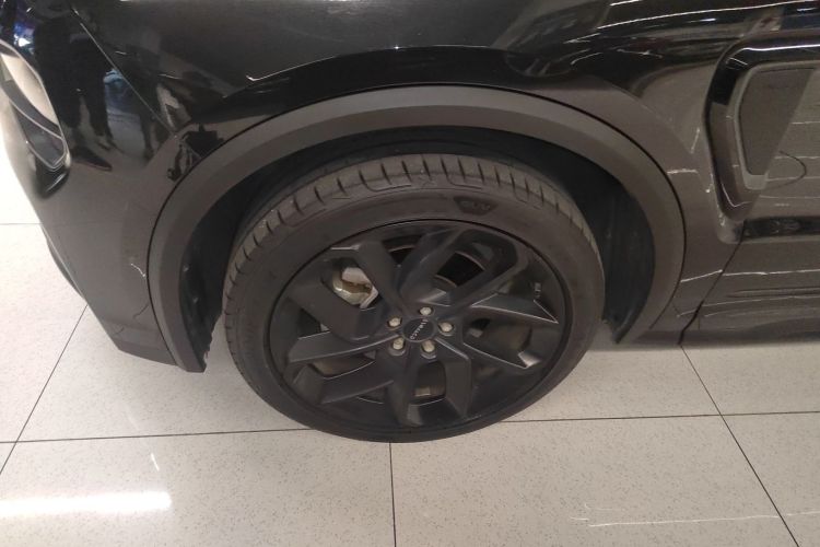 领克01 2021款 2.0TD 四驱暗夜版车身外观6007