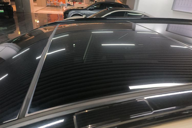 丰田 威兰达 2023款 2.0L CVT两驱豪华PLUS版局部细节57