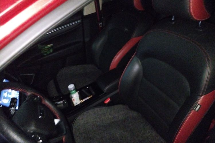 吉利汽车 帝豪GS 2020款 1.4T CVT雅局部细节19