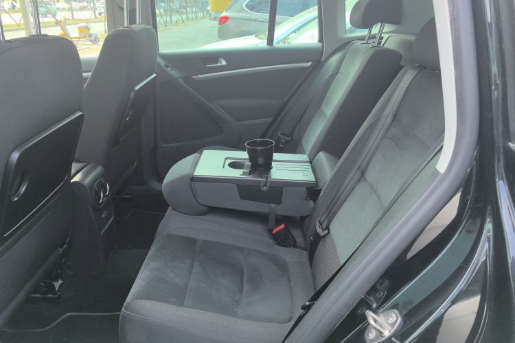 大众 Tiguan 2016款 2.0TSI 四驱标准型中控内饰21