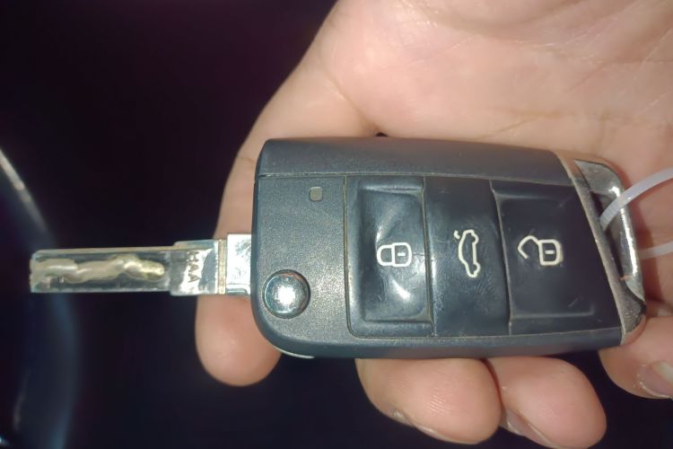 大众 高尔夫 2017款 230TSI 自动舒适百万辆纪念版中控内饰7001