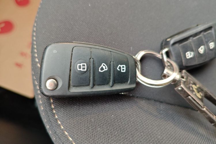 江淮瑞风 瑞风M3 2022款 1.5T 7座标准版中控内饰11