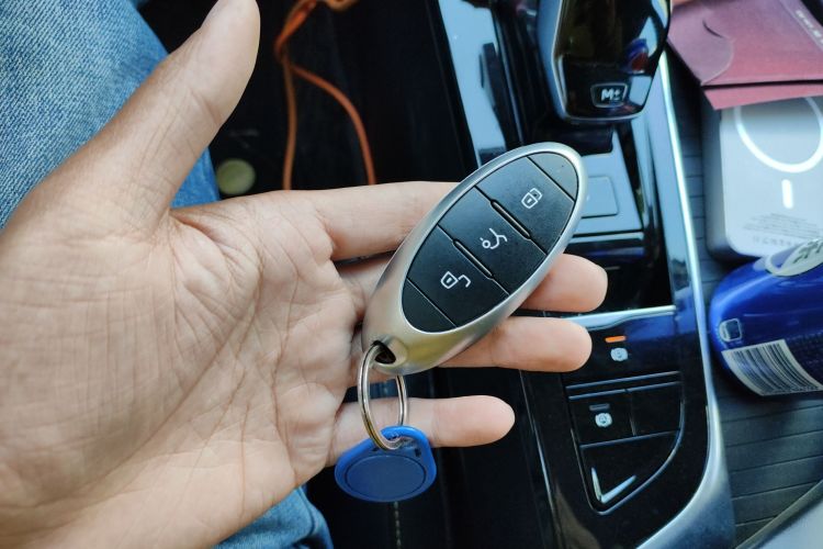 奔腾B70 2021款 1.5T 自动十五周年纪念版中控内饰11