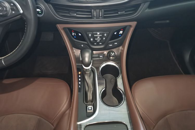 别克 昂科威 2017款 28T 四驱精英型中控内饰18