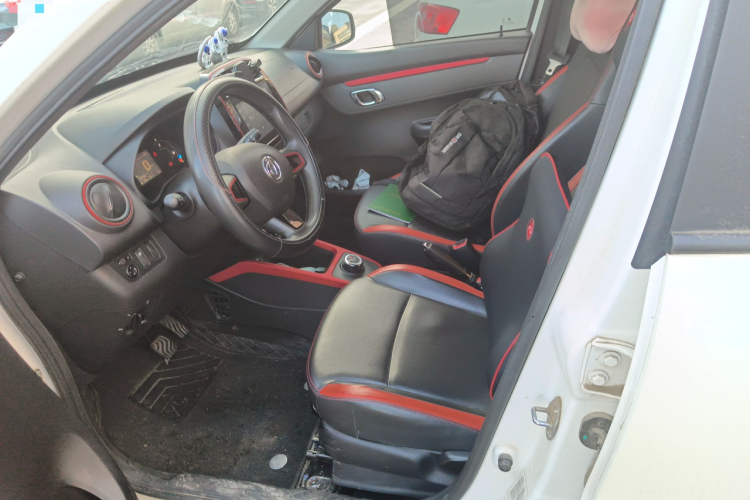 东风纳米EX1 2022款 改款 PRO 悦骋型中控内饰19