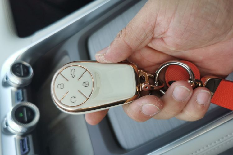 星途 瑶光C-DM 2024款 1.5T 超长续航Max中控内饰7001