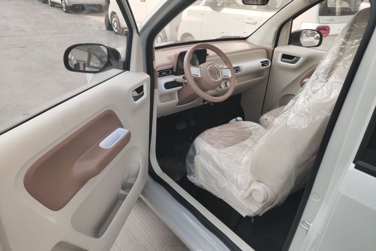 五菱汽车 宏光MINIEV 2024款 第三代 215km 青春版中控内饰20