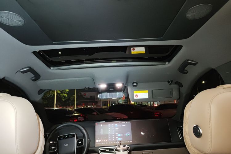 理想汽车 理想L9 2025款 Ultra 智能焕新版中控内饰22