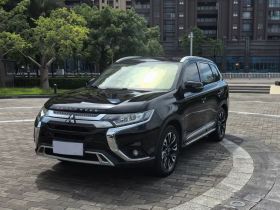 三菱 欧蓝德 2019款 2.0L 两驱畅享版 5座 国VI