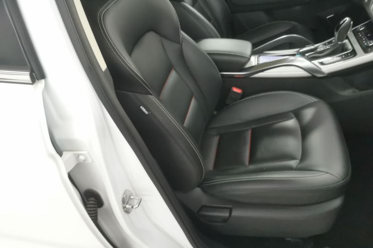 吉利汽车 博越 2018款 1.8TD 自动两驱智联型4G互联版局部细节41