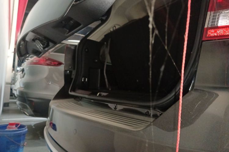 道奇 酷威 2016款 2.4L 两驱旅行版局部细节23