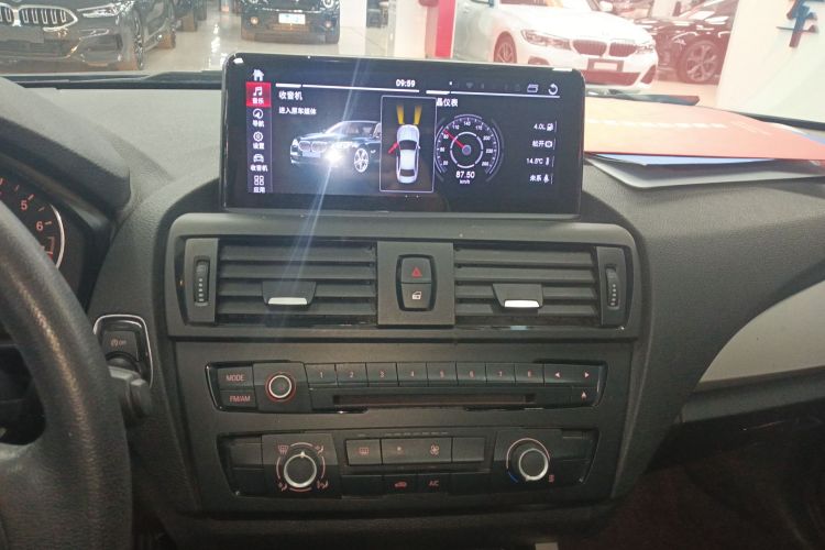 宝马1系(进口) 2013款 改款 116i 领先型中控内饰16