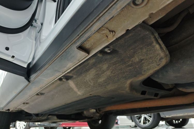 现代 2023款 途胜L 1.5T 自动两驱GLX精英版机舱底盘30