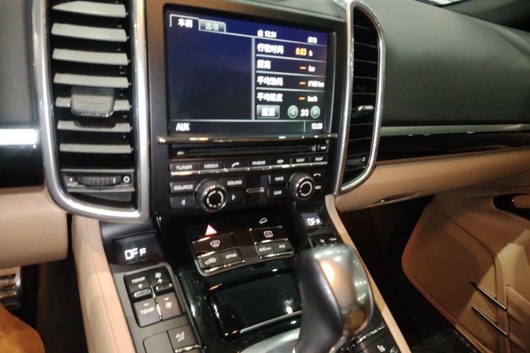 保时捷 2015款 Cayenne 3.0T局部细节16