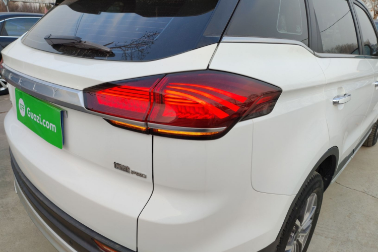 吉利汽车 博越 2020款 1.8TD DCT智尊PRO车身外观9