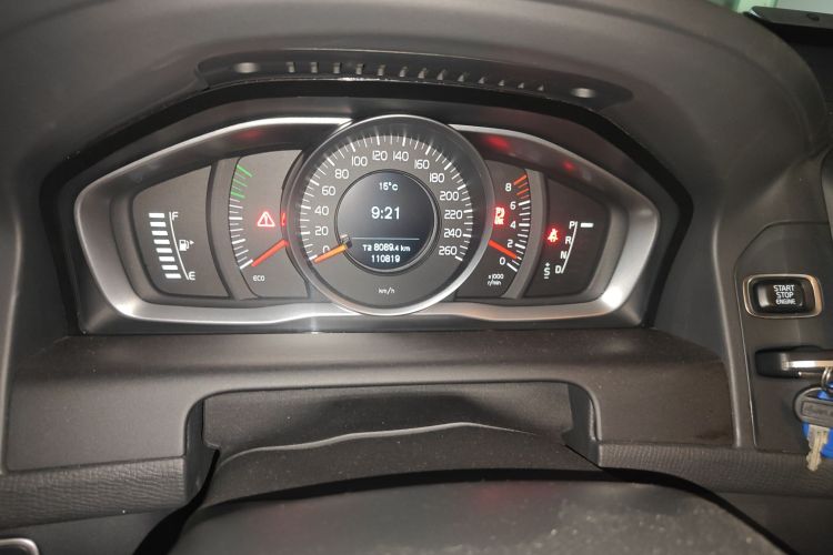 沃尔沃XC60 2017款 T5 智行升级版中控内饰15