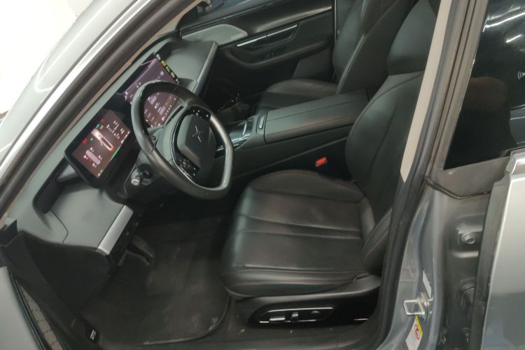 小鹏P7 2020款 670N局部细节19