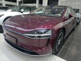 鸿蒙智行 享界S9 2025款 增程 Ultra