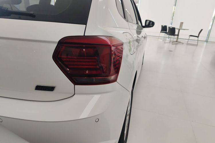 大众 Polo 2021款 Plus 1.5L 自动炫彩科技版车身外观9