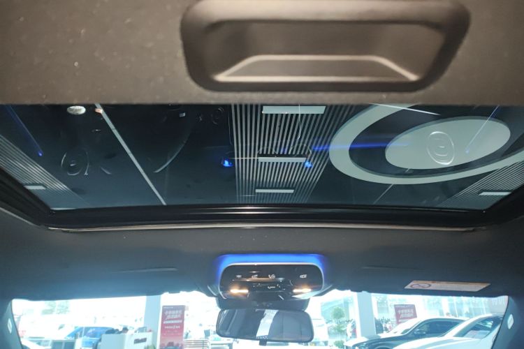 奔驰C级 2022款 C 200 L 运动版局部细节22