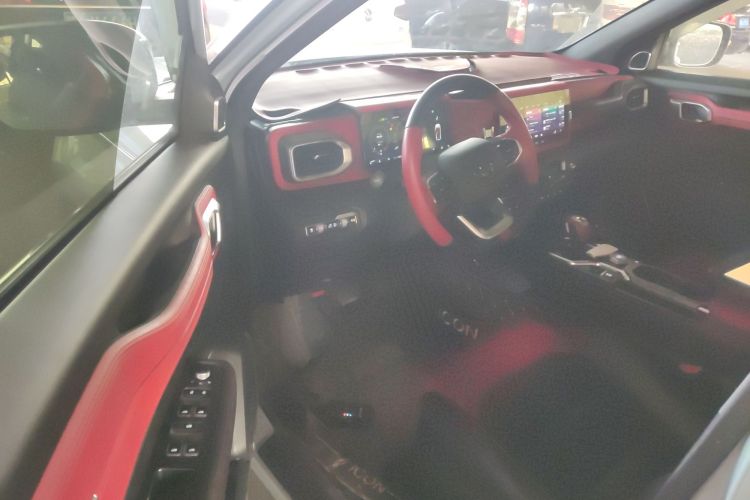 吉利汽车 吉利icon 2020款 1.5TD i7 BSG中控内饰7003