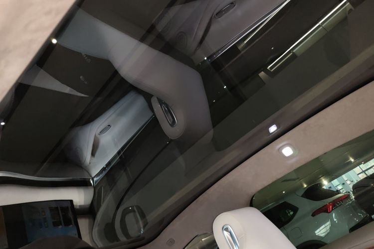 智己汽车 智己L7 2022款 Dynamic中控内饰22