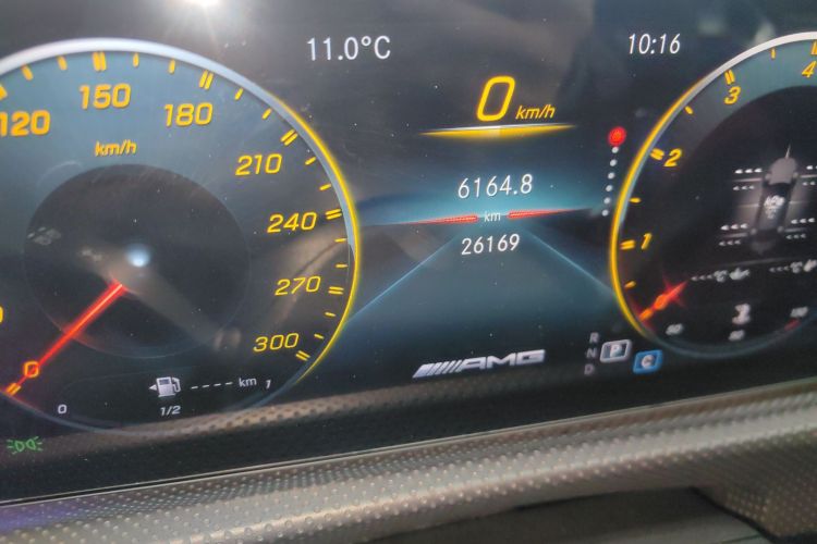 奔驰CLA AMG 2022款 AMG CLA 45 S 4MATIC+  55周年纪念版中控内饰14