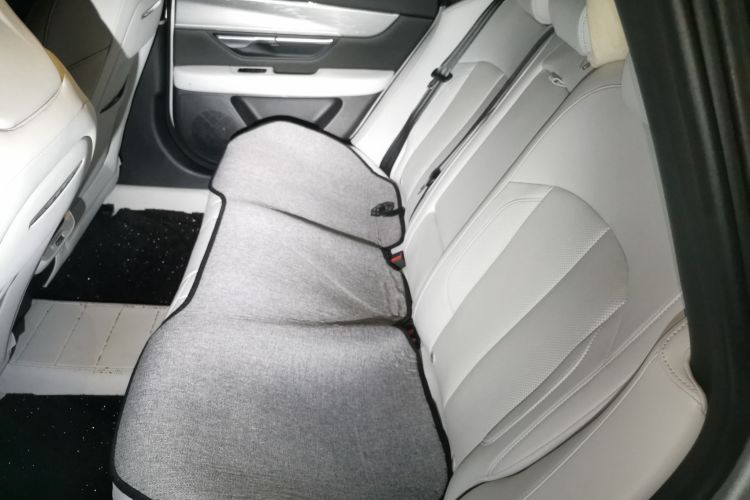 小鹏P7 2023款 P7i 702 Pro中控内饰21