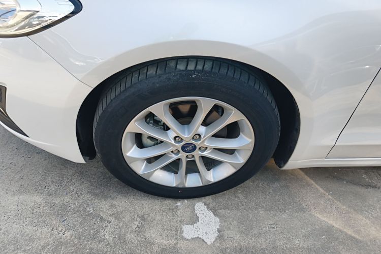 福特 蒙迪欧 2020款 EcoBoost 200 时尚型车身外观6007