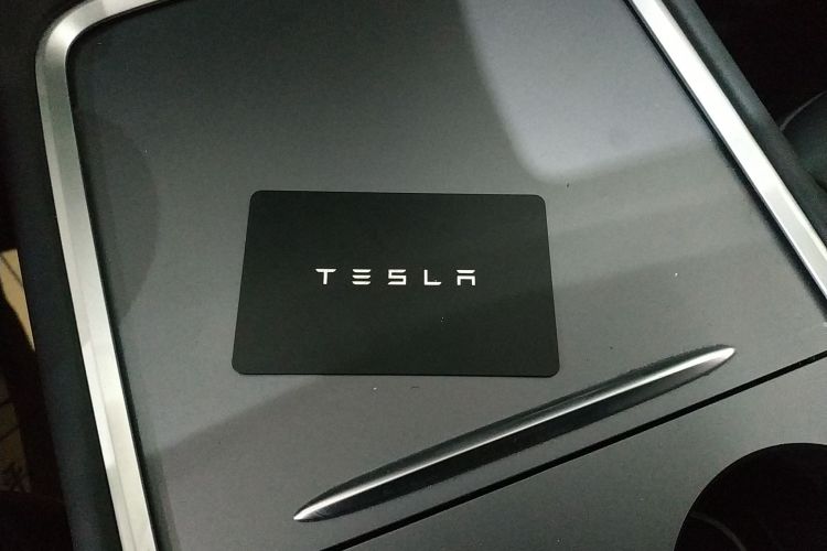 特斯拉 Model Y 2023款 后轮驱动版中控内饰11